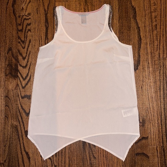 H&M BEADED ACCENT SHOULDER OFF WHITE TANK - Picture 13 of 14